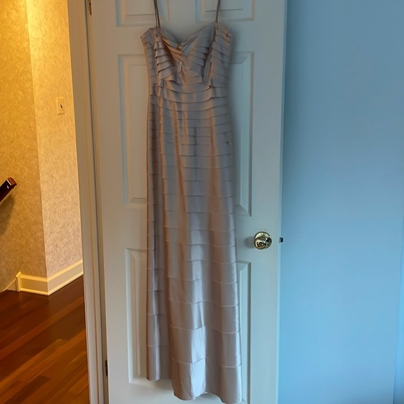 Floor length BCBG champagne gown. - Picture 1 of 13